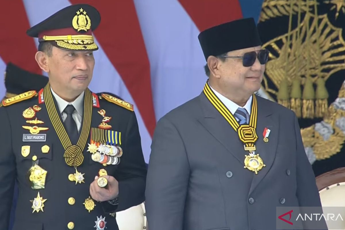 Prabowo hails police role in food security, free meals program