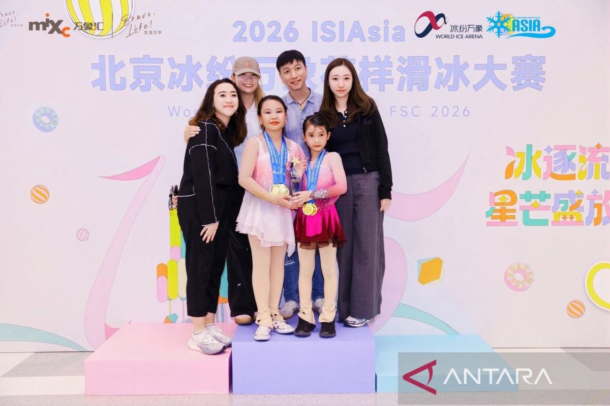 Dua atlet muda "figure skating" Indonesia raih juara di Beijing