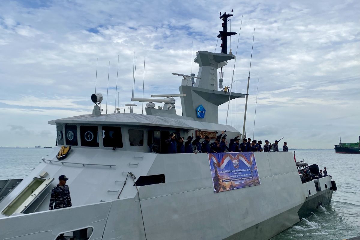 BI-TNI AL滿足適合在廖內群島3T地區流通的盧比貨幣的需求