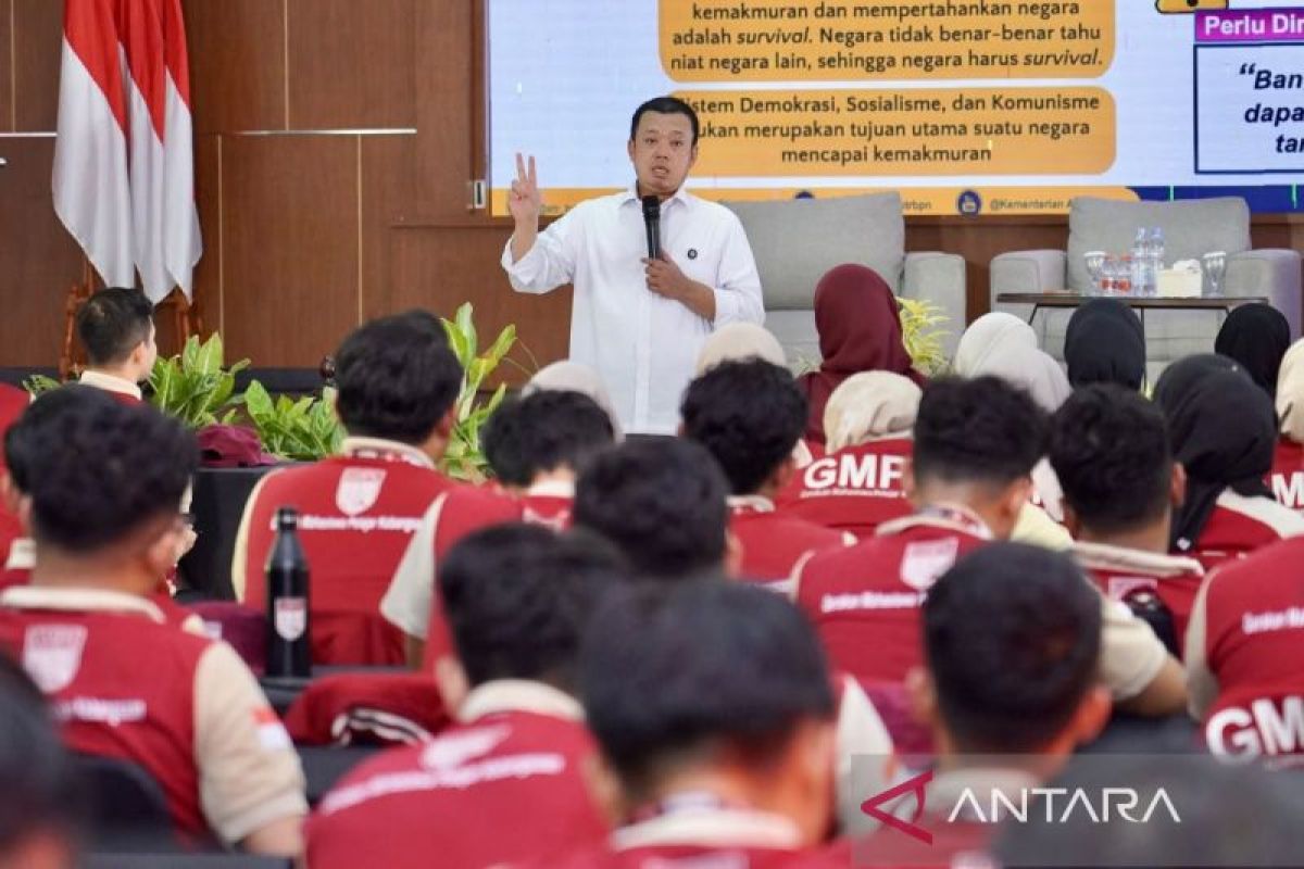 Menteri ATR ajak mahasiswa perkuat nasionalisme hadapi tantangan global - ANTARA News Papua Tengah