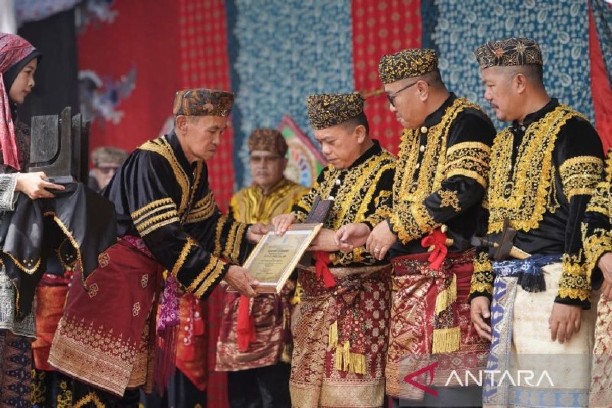 Pemerintah apresiasi tadisi lama "Kenduri Sko" di Jambi tetap lestari