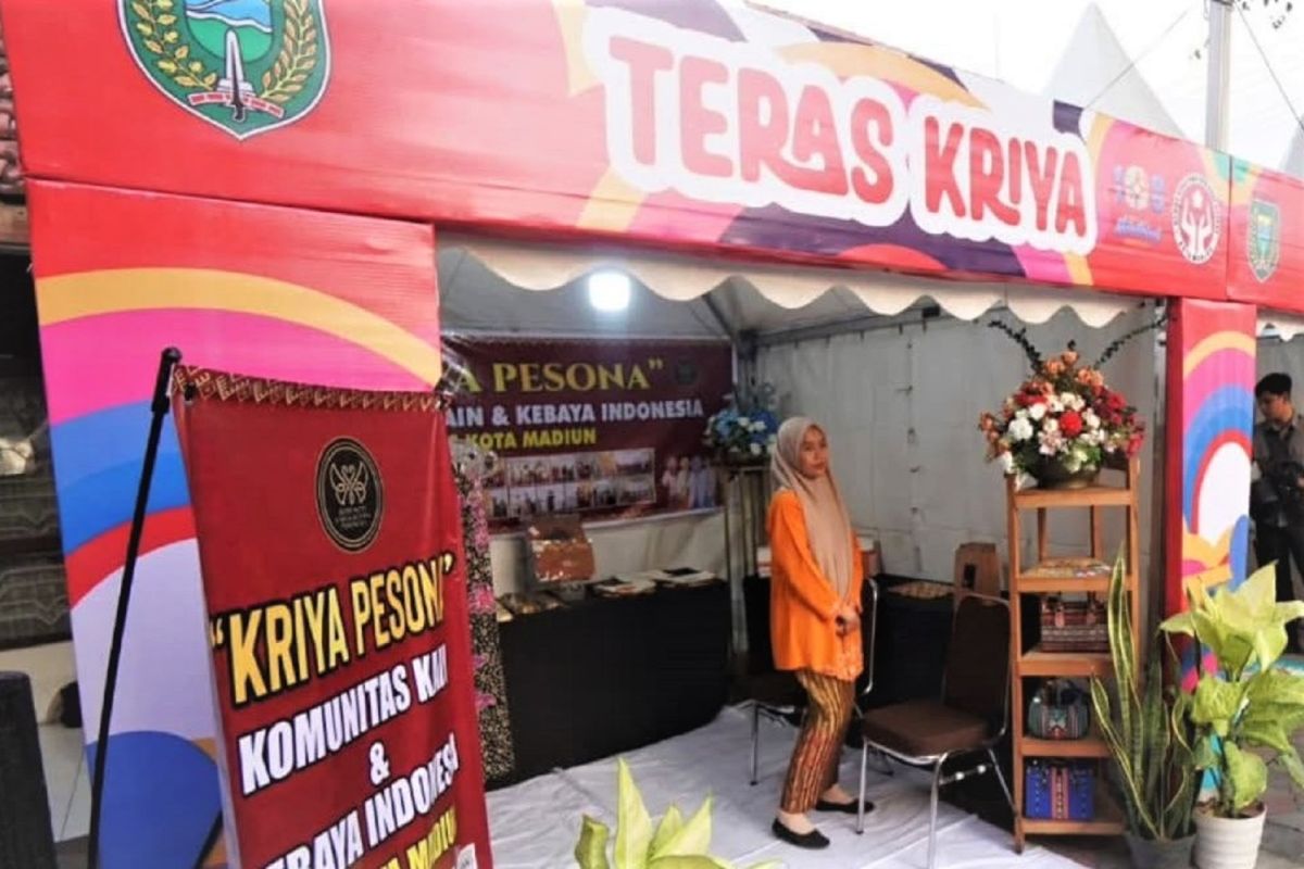 Pemkot Madiun promosikan produk ekraf UMKM melalui Teras Kriya 2026