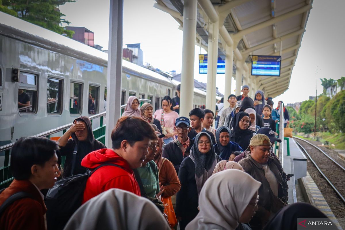 Libur sekolah, 90 ribu tiket KA Pangrango dan Siliwangi dipesan - ANTARA News Banten