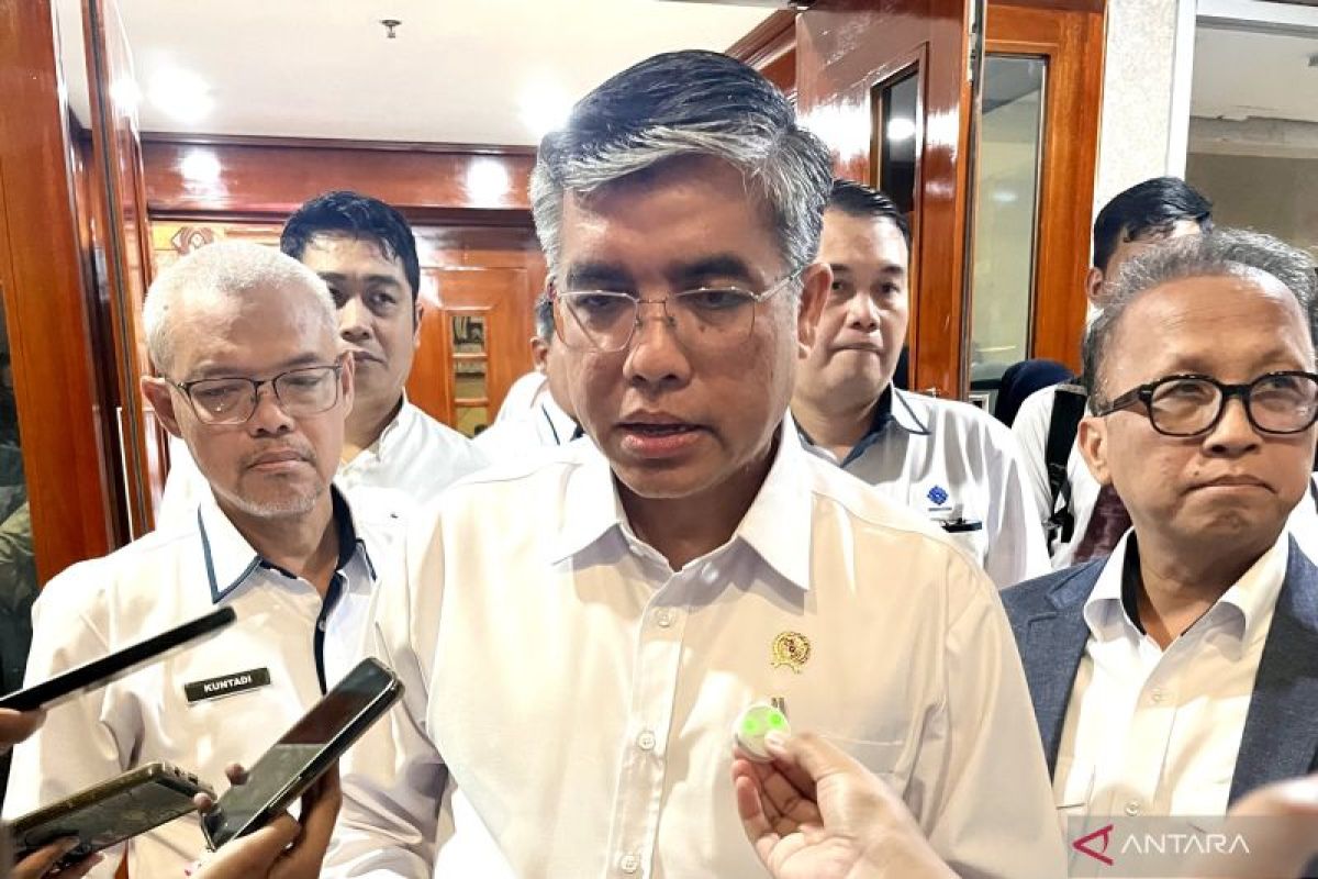 Menaker sebut TikTok-Tokopedia lakukan penataan internal, bukan PHK