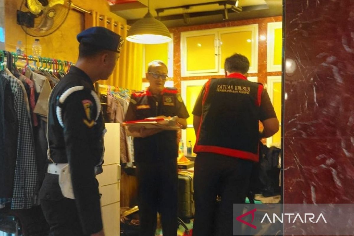 Kejati Kaltim geledah Disdikbud Kukar soal korupsi insentif guru
