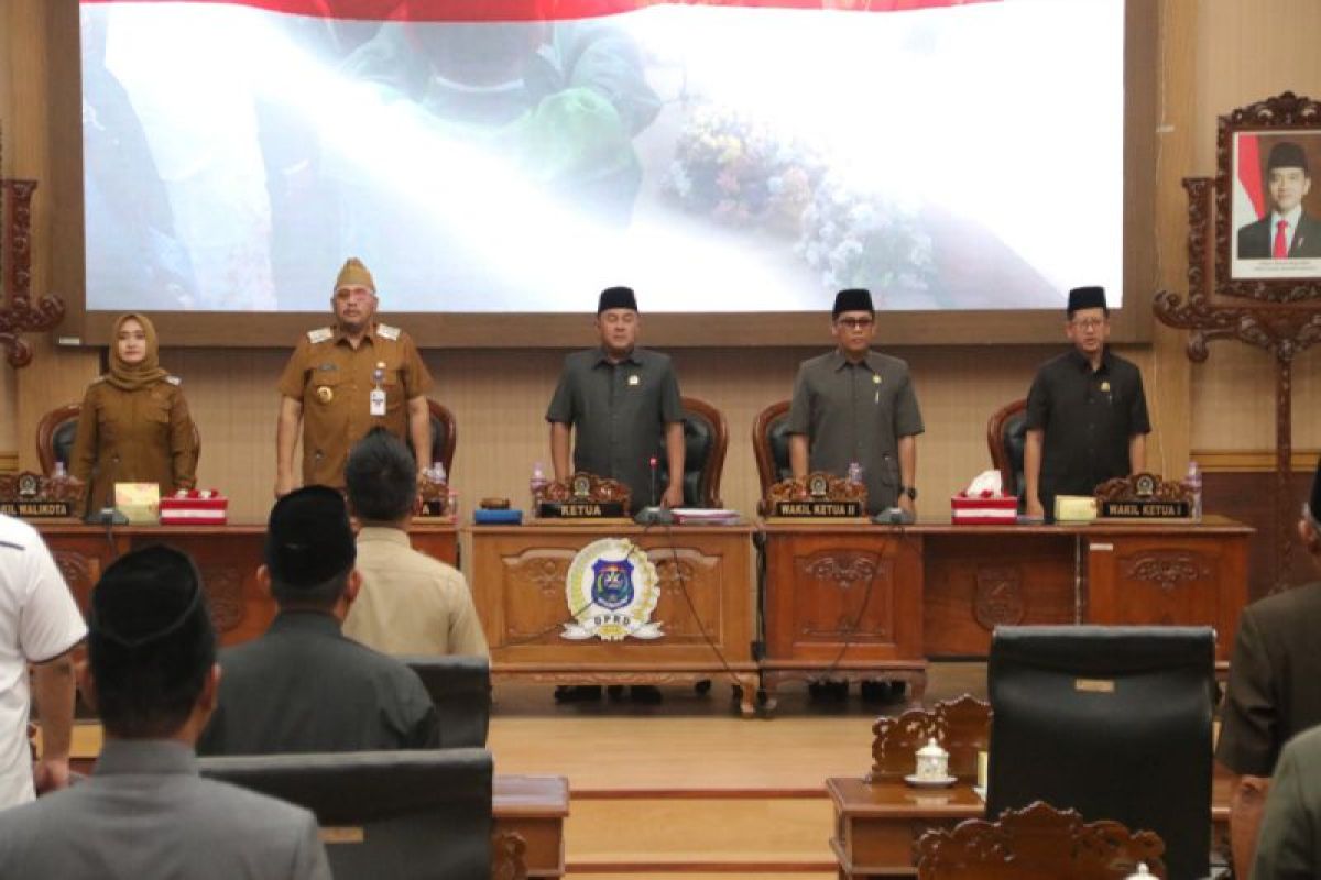 Sepakat lanjutkan pembahasan raperda pertanggungjawaban APBD 2025, Enam fraksi DPRD Kota Tegal soroti tindak lanjut temuan BPK