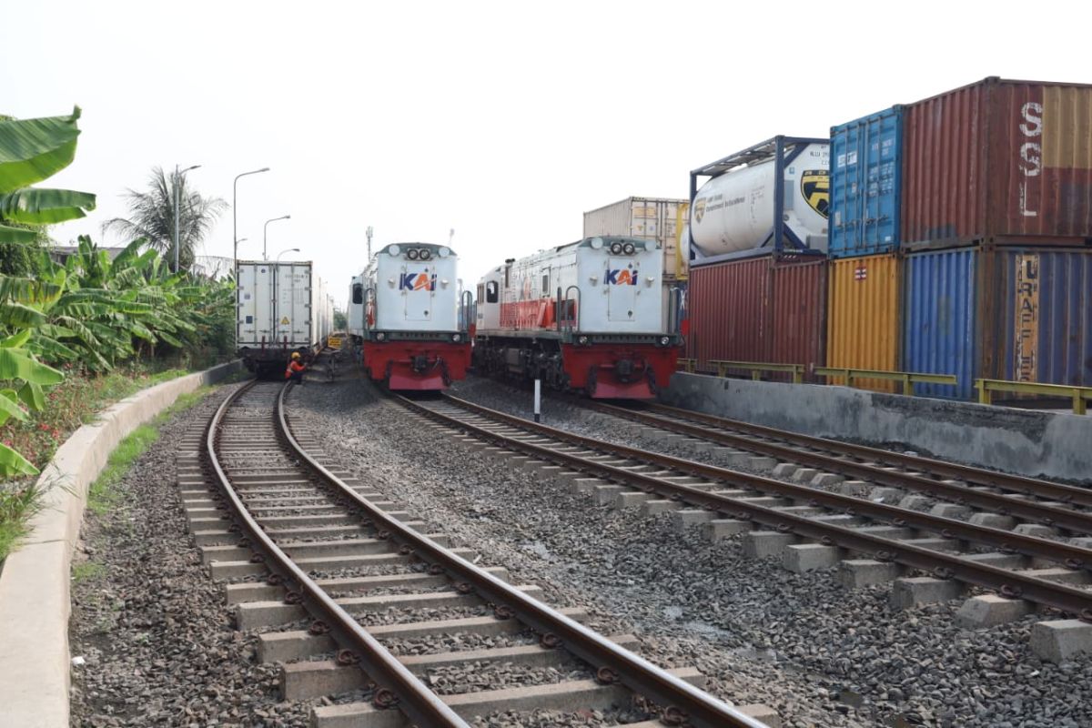 Penggunaan angkutan barang berbasis kereta tekan potensi ODOL