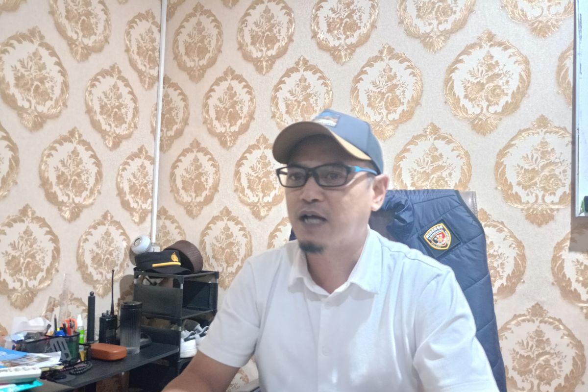 Polisi buru komplotan pencuri pagar besi taman di Kampung Melayu