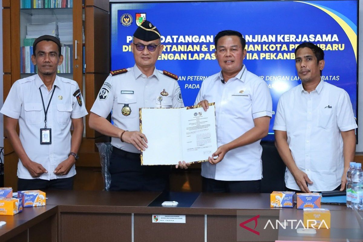 Lapas Pekanbaru dan Distankan Kota Pekanbaru tandatangani PKS, Warga Binaan dibekali keterampilan peternakan ayam petelur