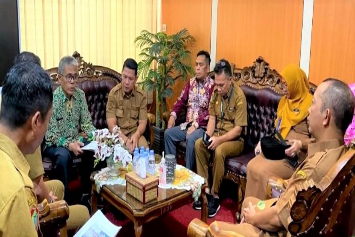 Disdik Barito Utara perkuat sinergi dengan pemprov dukung pelebaran jalan