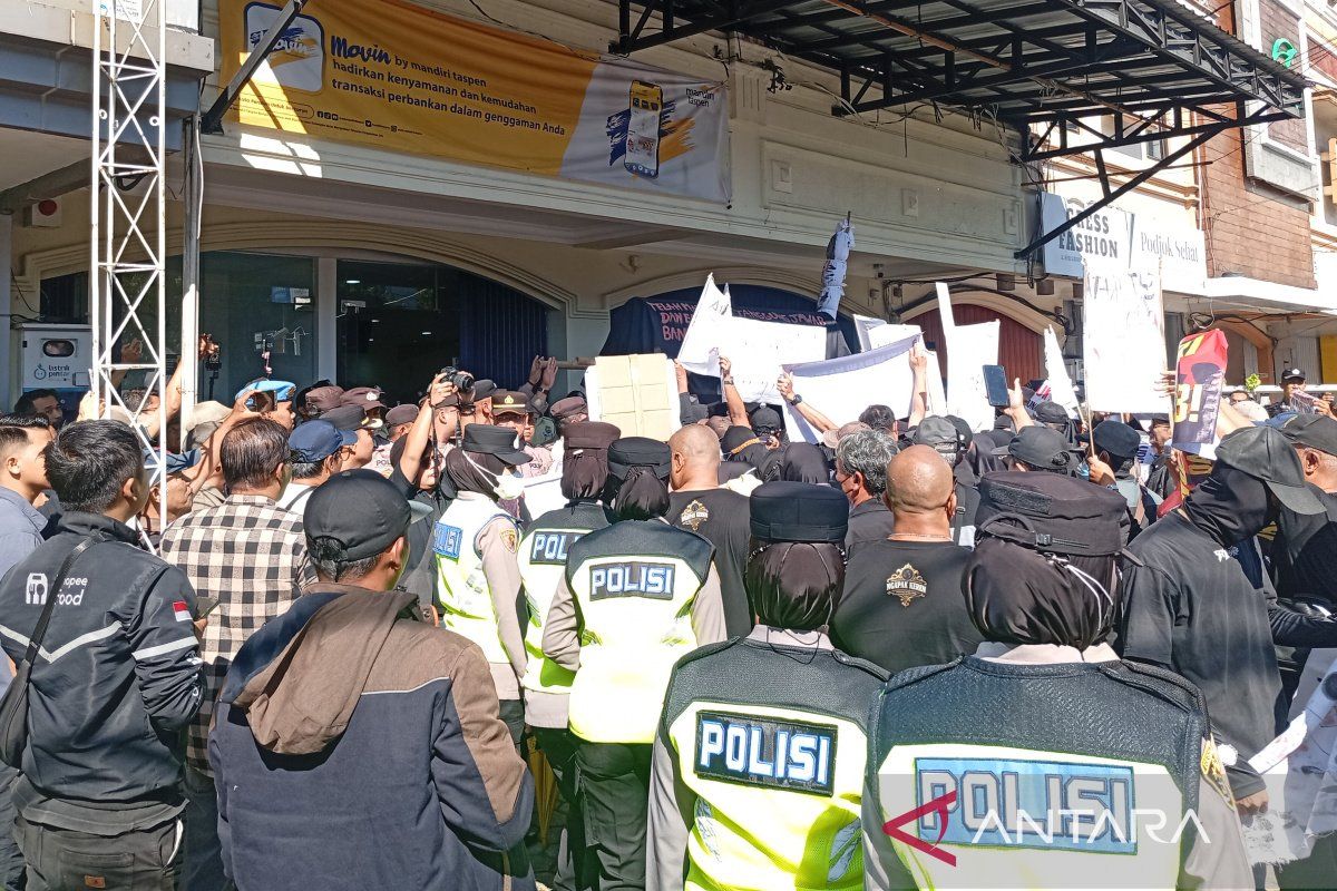 Bank Mandiri Taspen pastikan layanan KC Purwokerto tetap normal