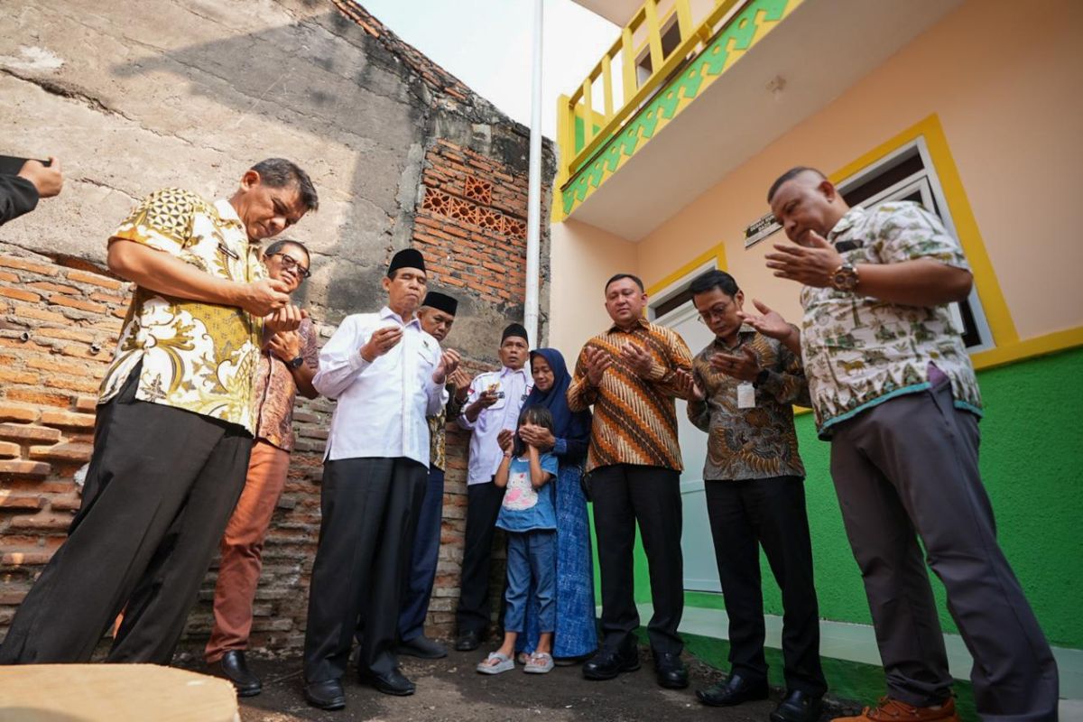 Baznas Bazis Jakarta Utara bedah 25 rumah warga kurang mampu