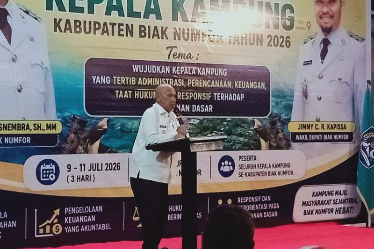 Bupati Markus ajak 254 kepala kampung tingkatkan kualitas pelayanan