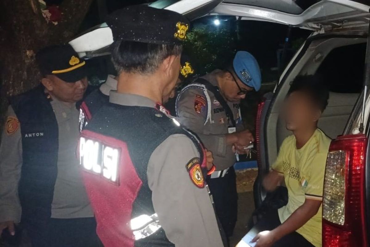 Polisi Tangkap Dua Pengedar Narkoba di Cengkareng: Razia Stasioner atau Sekadar Panggung Penegakan?