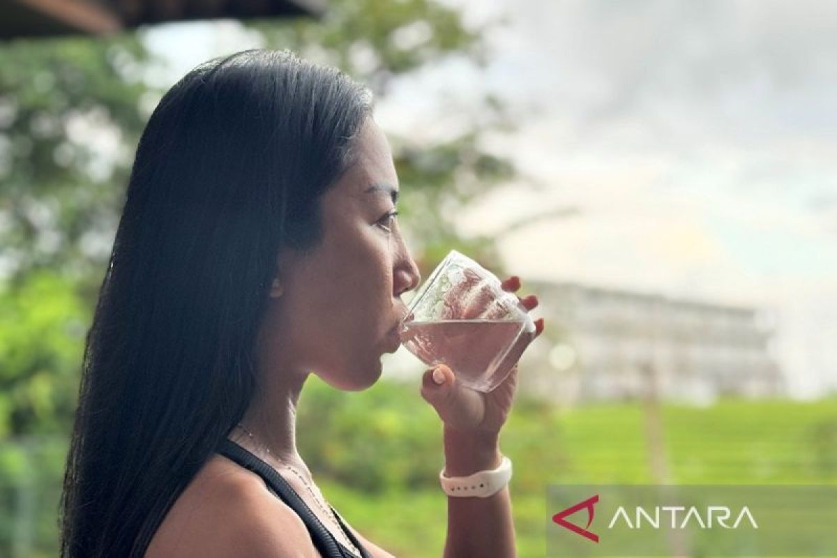 Pantau warna urine, cara mudah cek hidrasi tubuh saat cuaca panas