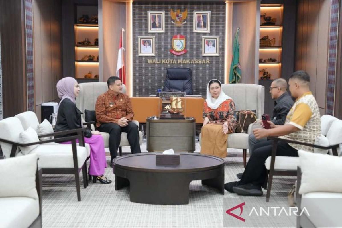 Bupati Brebes studi tiru  soal penataan kota dan peningkatan PAD di Makassar