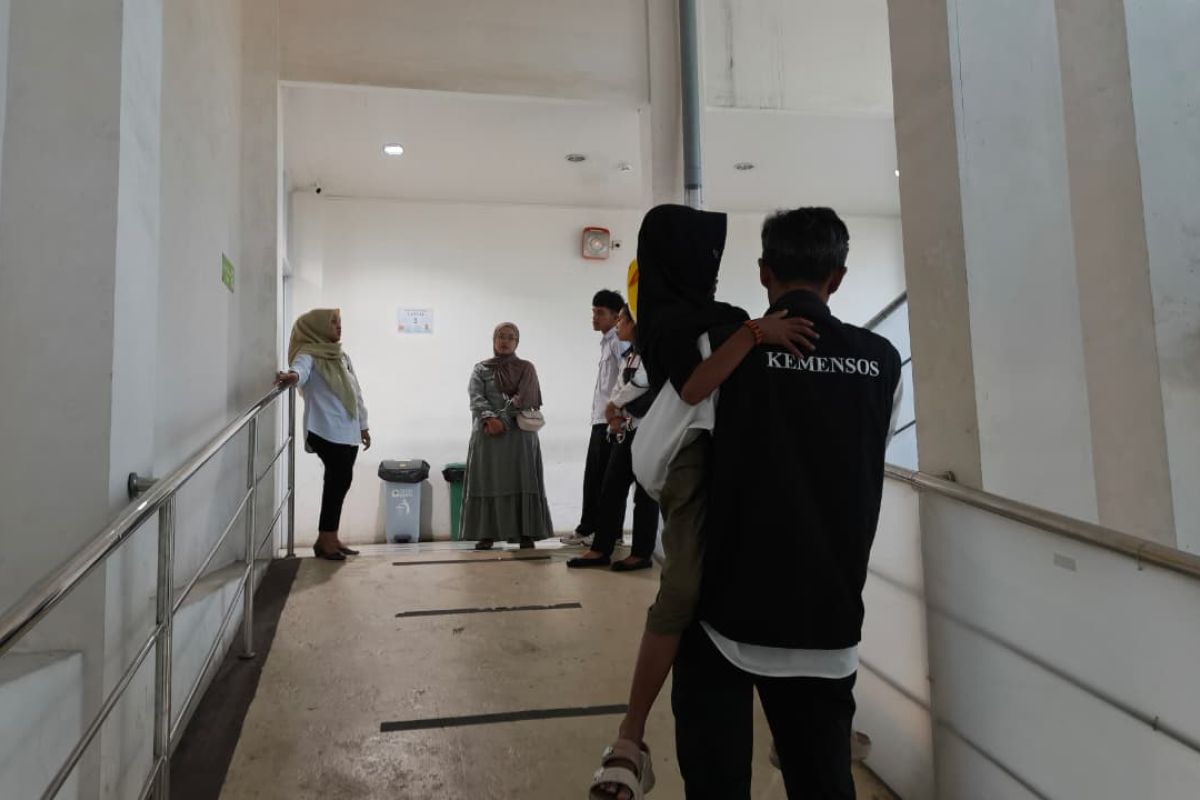 Featured image of post Kemensos dampingi anak yatim piatu kecanduan menghirup BBM - ANTARA News Jawa Timur