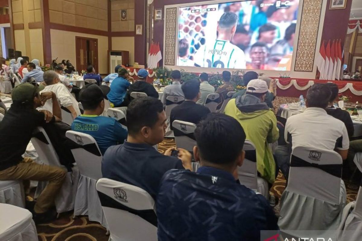 Gubernur Kepri Manfaatkan Nobar Piala Dunia 2026: Janji Kebersamaan atau Sekadar Panggung Politik?