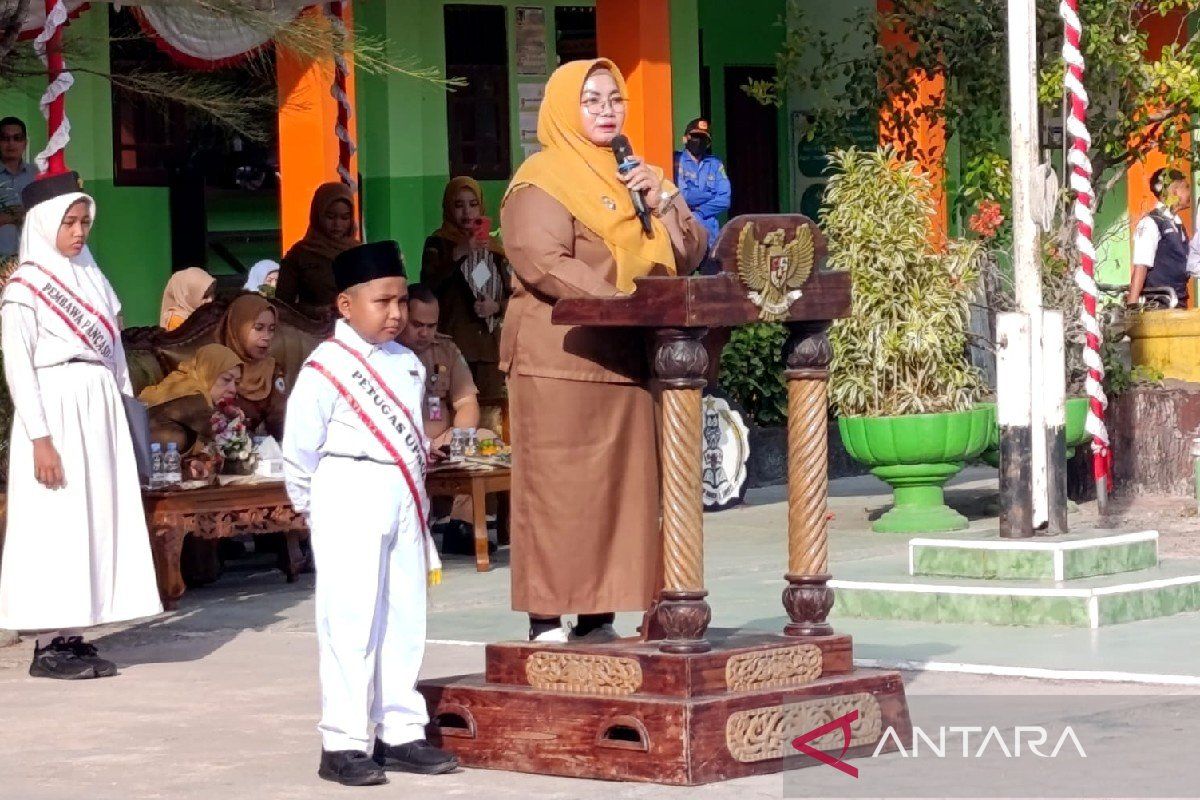 Wabup Kotim ingatkan pelajar bijak menggunakan AI