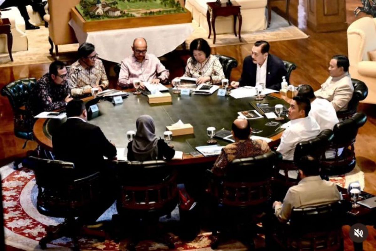 DEN Ungkap Tantangan Ekonomi dan GovTech: Apakah Prabowo Siap Mengubah Arah Kebijakan?