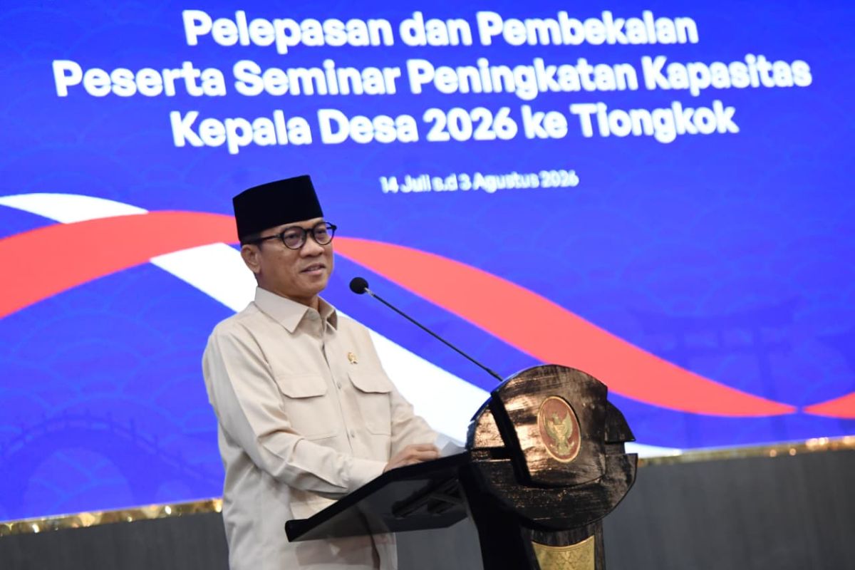 Menteri Desa Dorong 25 Kepala Desa ke China: Janji Transformasi atau Sekadar Panggung Politik?