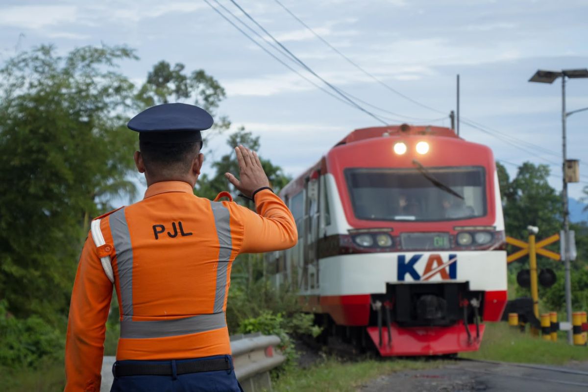 Semester I 2026, KAI Tangani 320 Titik Perlintasan untuk Menjaga Keselamatan