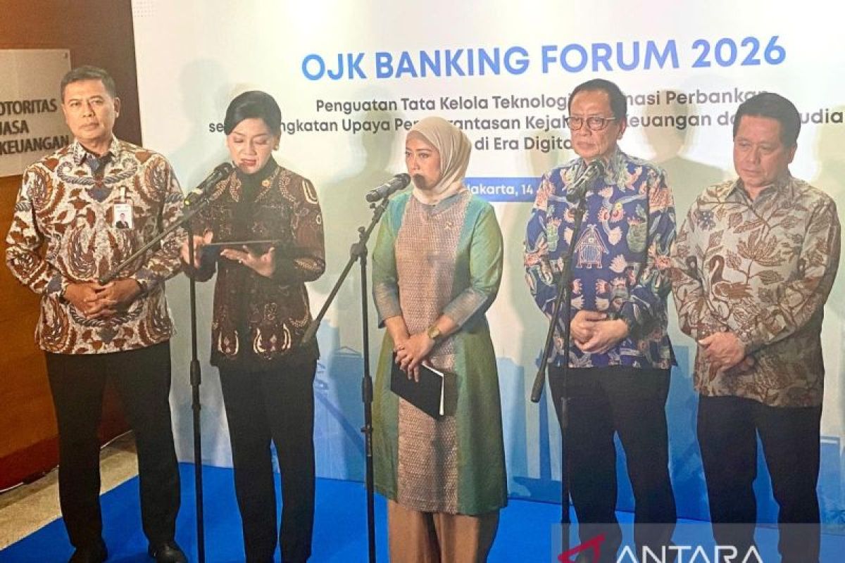 OJK: Bank menutup hubungan usaha dengan 51,2 ribu nasabah karena judol