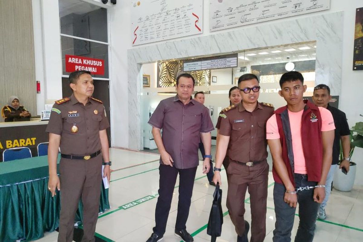 Kejaksaan tangkap buronan kasus cabul asal Kota Payakumbuh