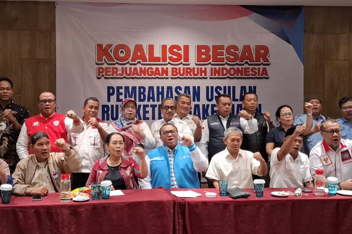 Dukungan Buruh ke Prabowo: Antara Harapan dan Skeptisisme di Tengah Perang Korupsi