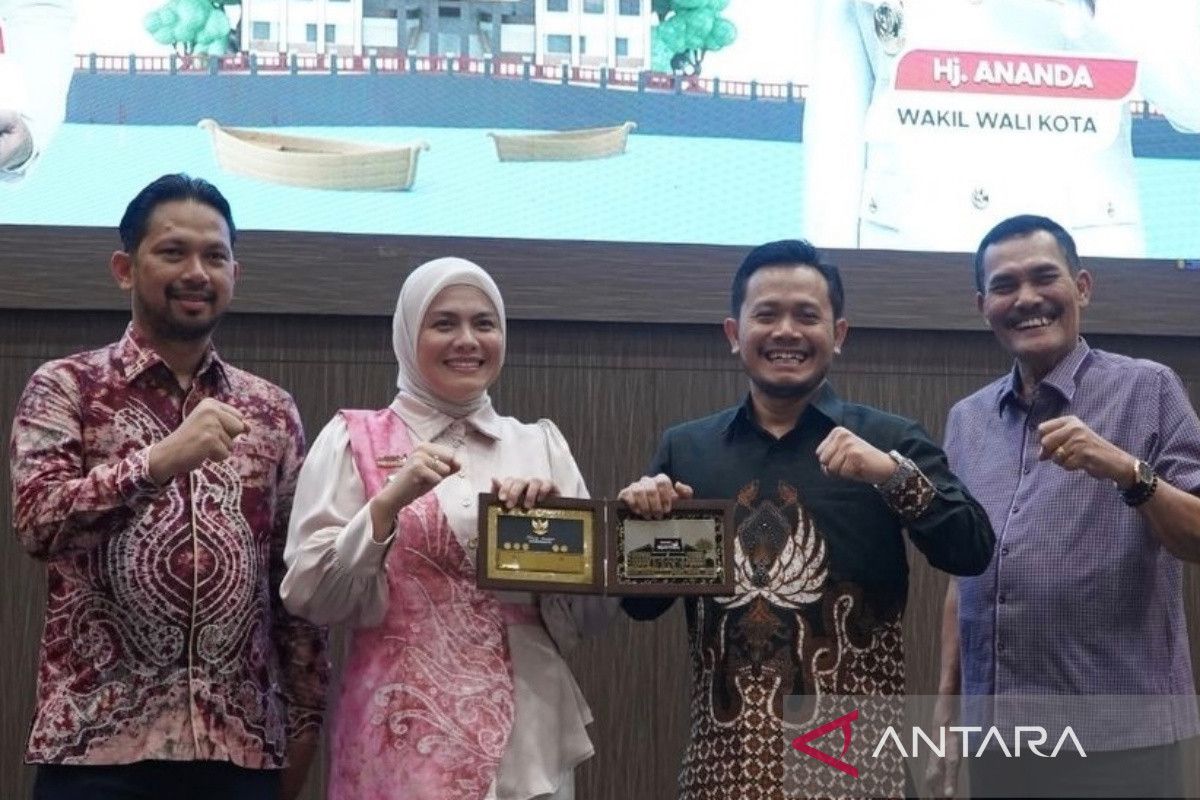 Ketua DPRD Banjarmasin hadiri Rakorwil ADKASI Kalimantan