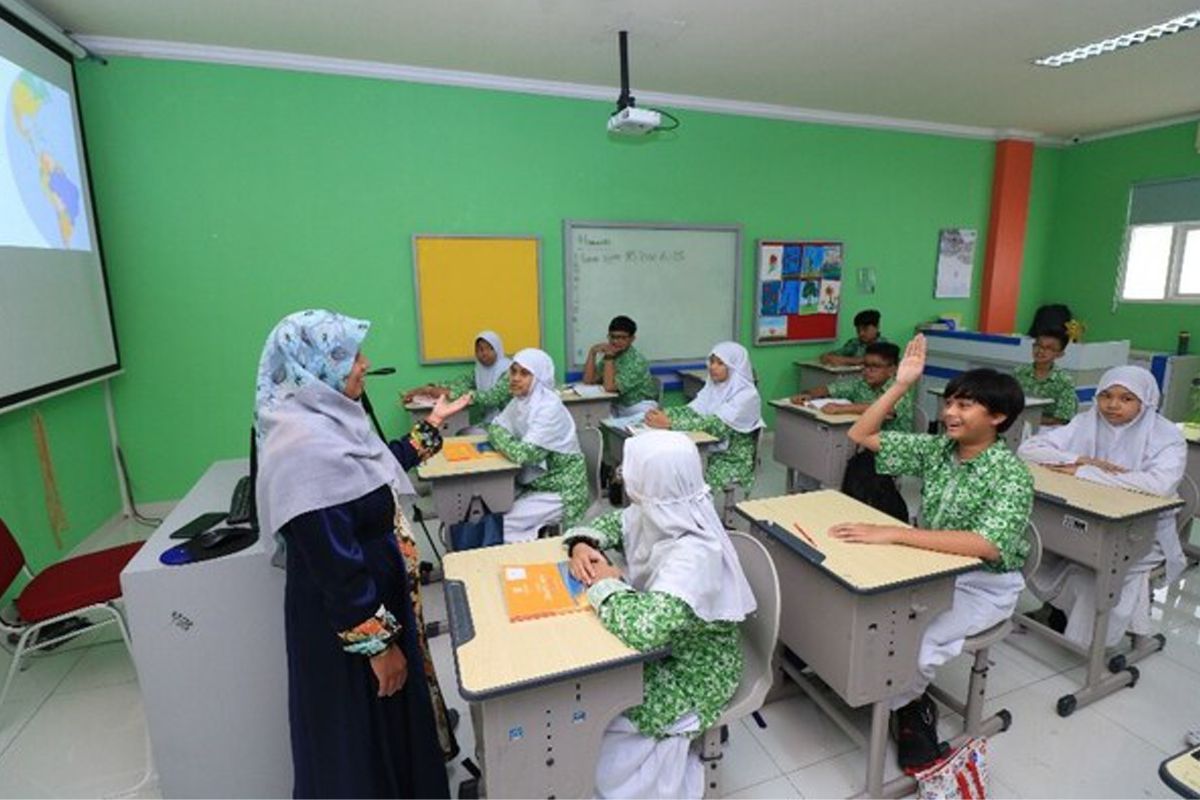 YPI Al Azhar in Indonesia (Ảnh: Antara News)