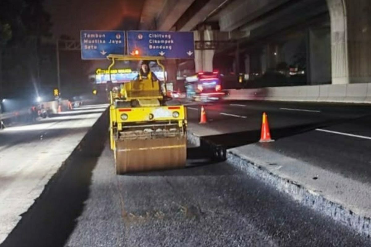 Jasamarga gelar pemeliharaan rutin jalan Tol Jakarta-Cikampek