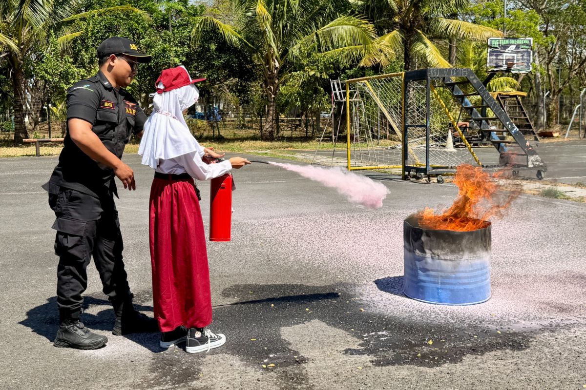Bandara Lombok mengedukasi keselamatan penerbangan sejak dini