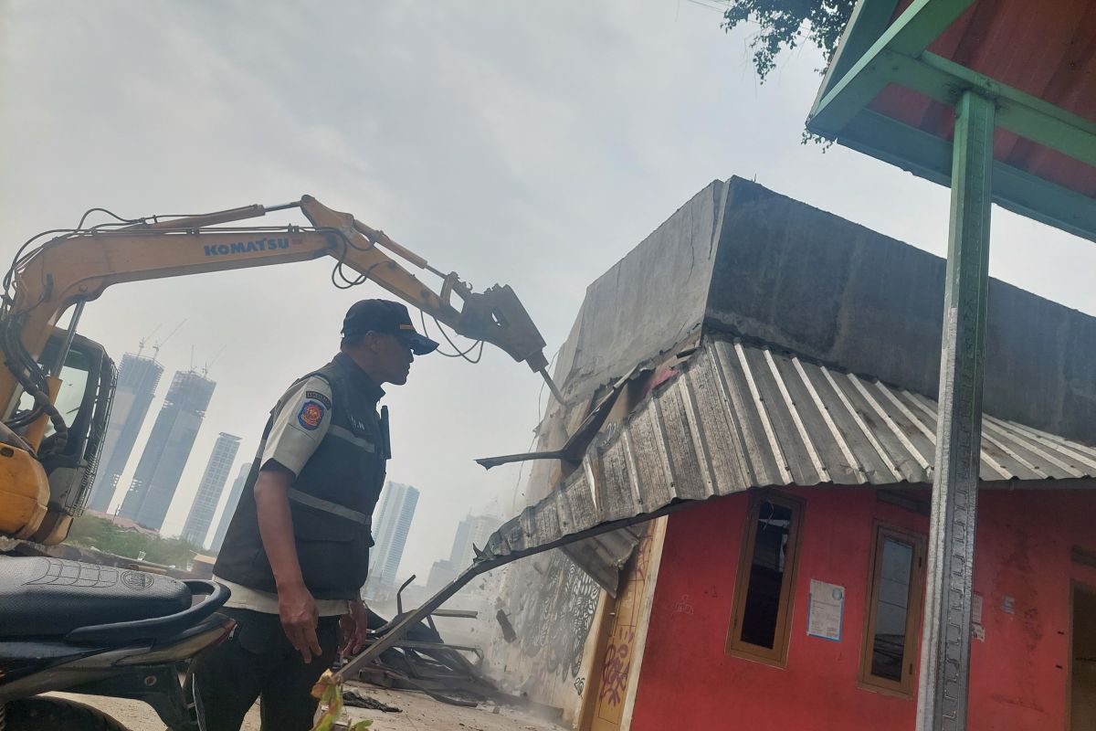 Pemkot Jakpus kembalikan fungsi jalur hijau Jati Pinggir