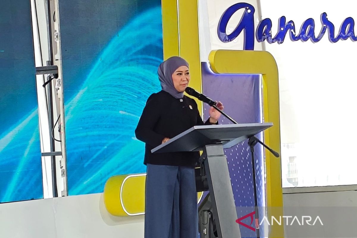 Bộ trưởng Meutya Hafid nhấn mạnh tầm quan trọng của việc đăng ký SIM dựa trên nhận diện sinh trắc học toàn diện tại sự kiện ở Jakarta ngày 23/7/2026. (ANTARA/Farhan Arda Nugraha) (Ảnh: Antara News)