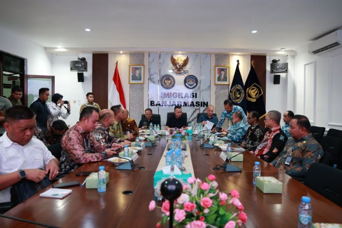 Kanwil Ditjen Imigrasi Kalteng perkuat layanan publik lewat kunker