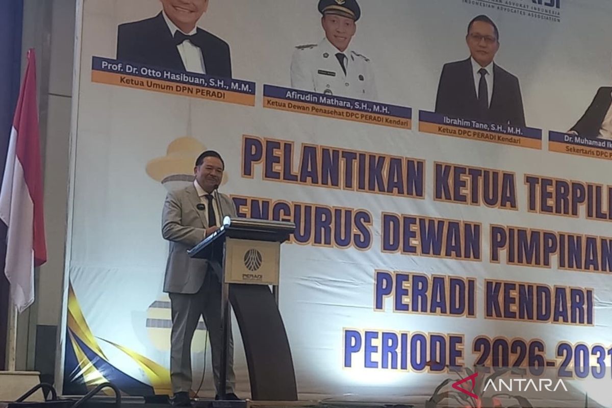 Wamenko Otto Hasibuam minta advokat Peradi beri layanan hukum terbaik
