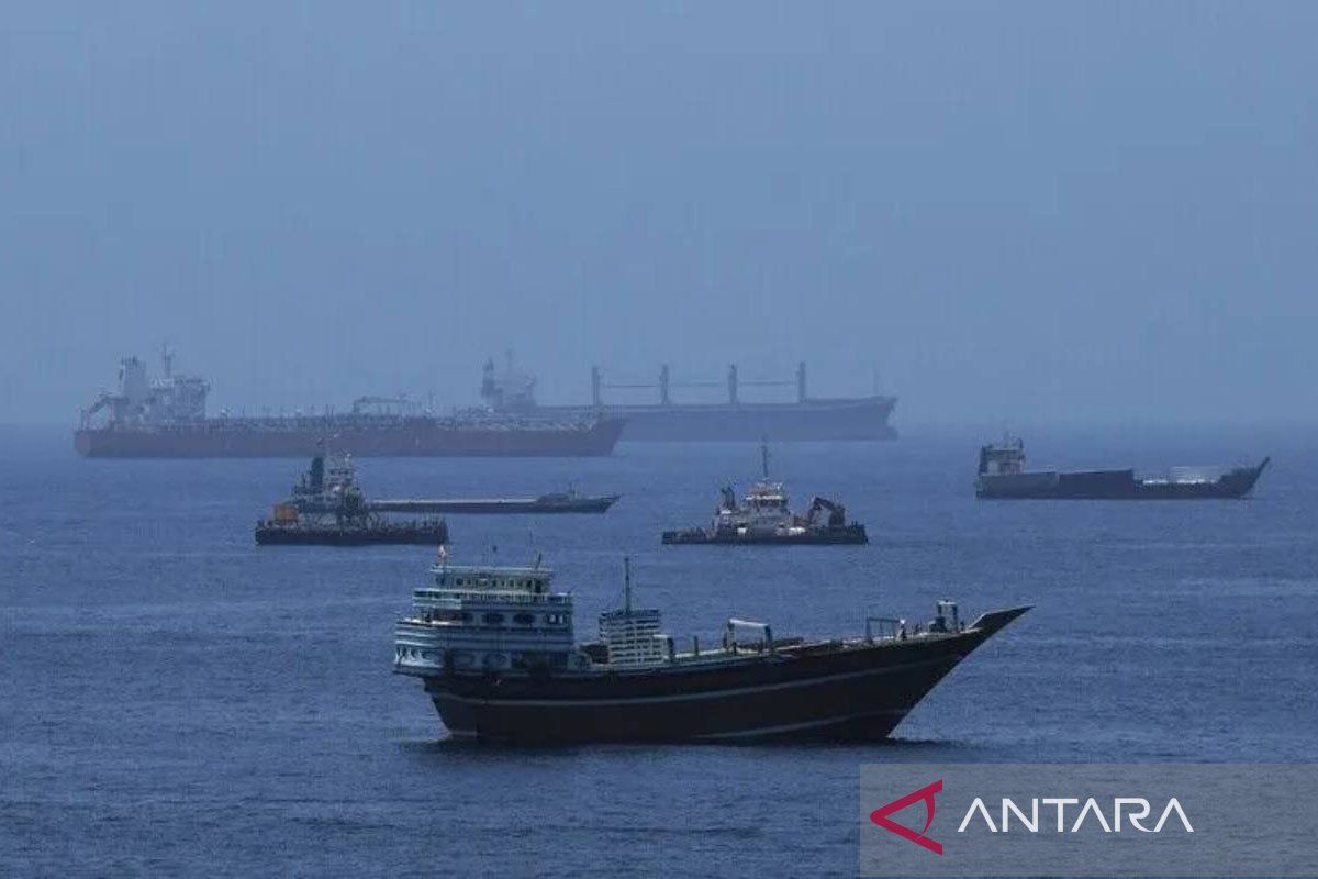 Militer AS inspeksi tanker di Laut Arab