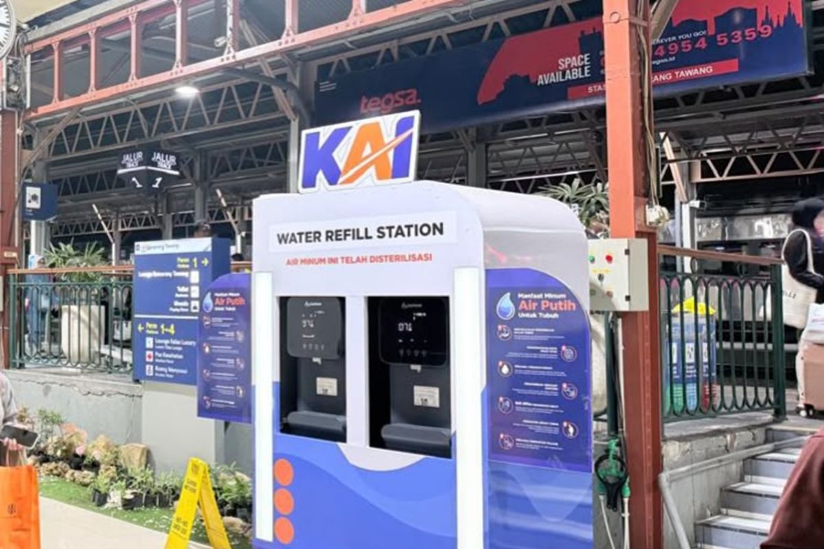 KAI Sediakan 124 Water Station di 58 Stasiun, Berpotensi Kurangi 2,99 Juta Botol Plastik selama Enam Bulan