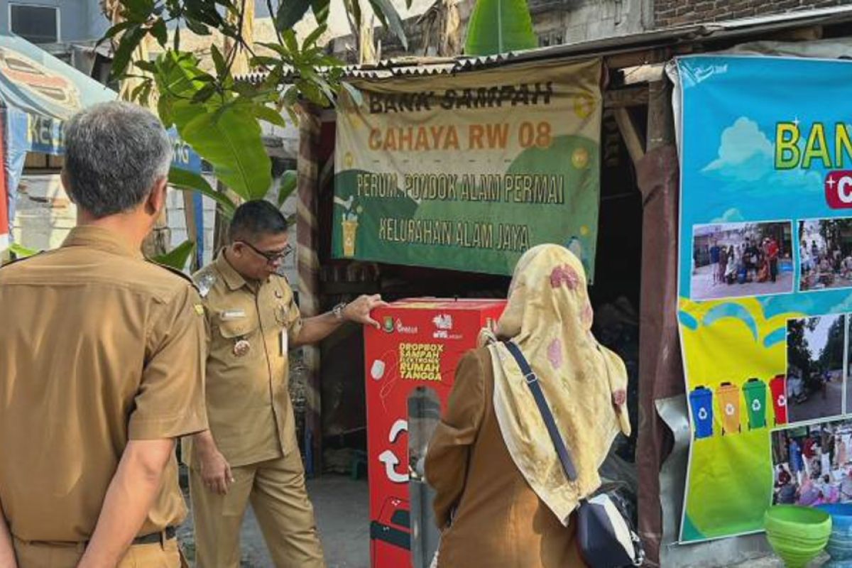 DLH: Limbah elektronik tak boleh dibuang sembarangan, termasuk B3