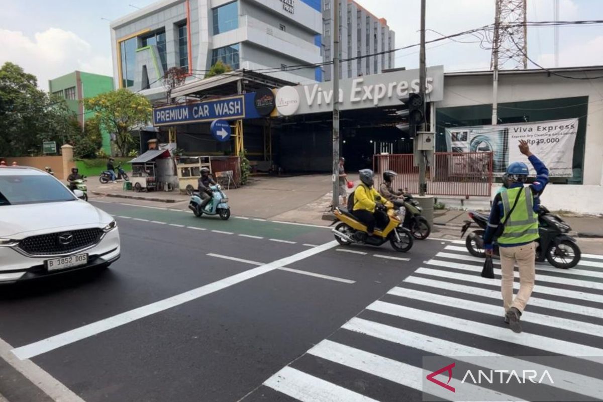DKI kemarin, "pelican crossing" Tendean hingga gerakan tanpa plastik