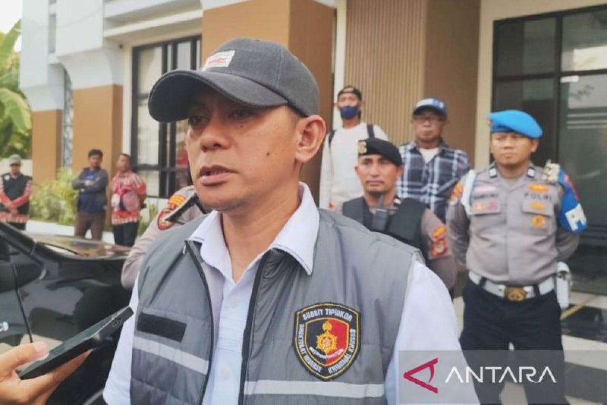 Polda Sulsel geledah lima kantor OPD Gowa soal dugaan korupsi seragam