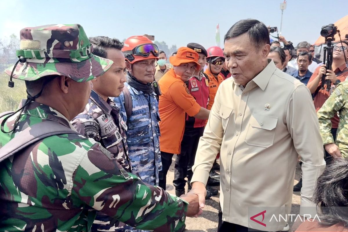 Menko Polkam tekankan satgas darat kunci kendalikan karhutla