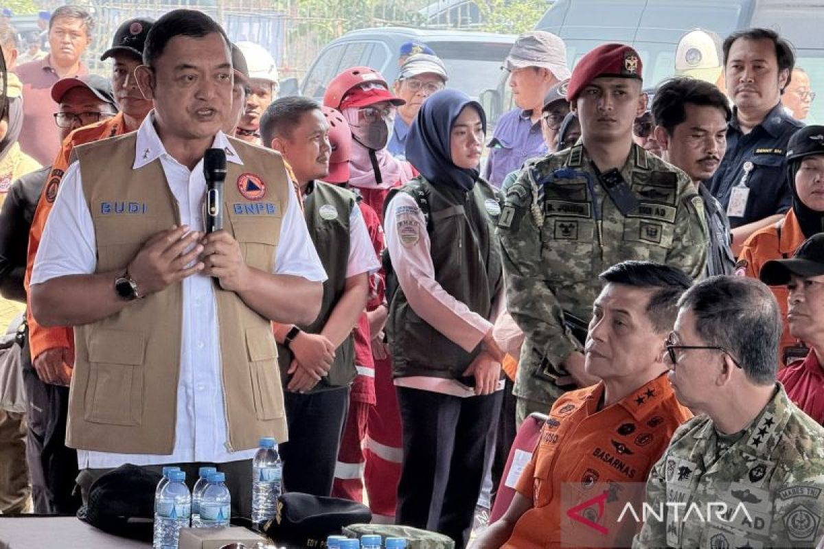 BNPB: Helikopter pengebom air lebih efektif sebelum karhutla meluas