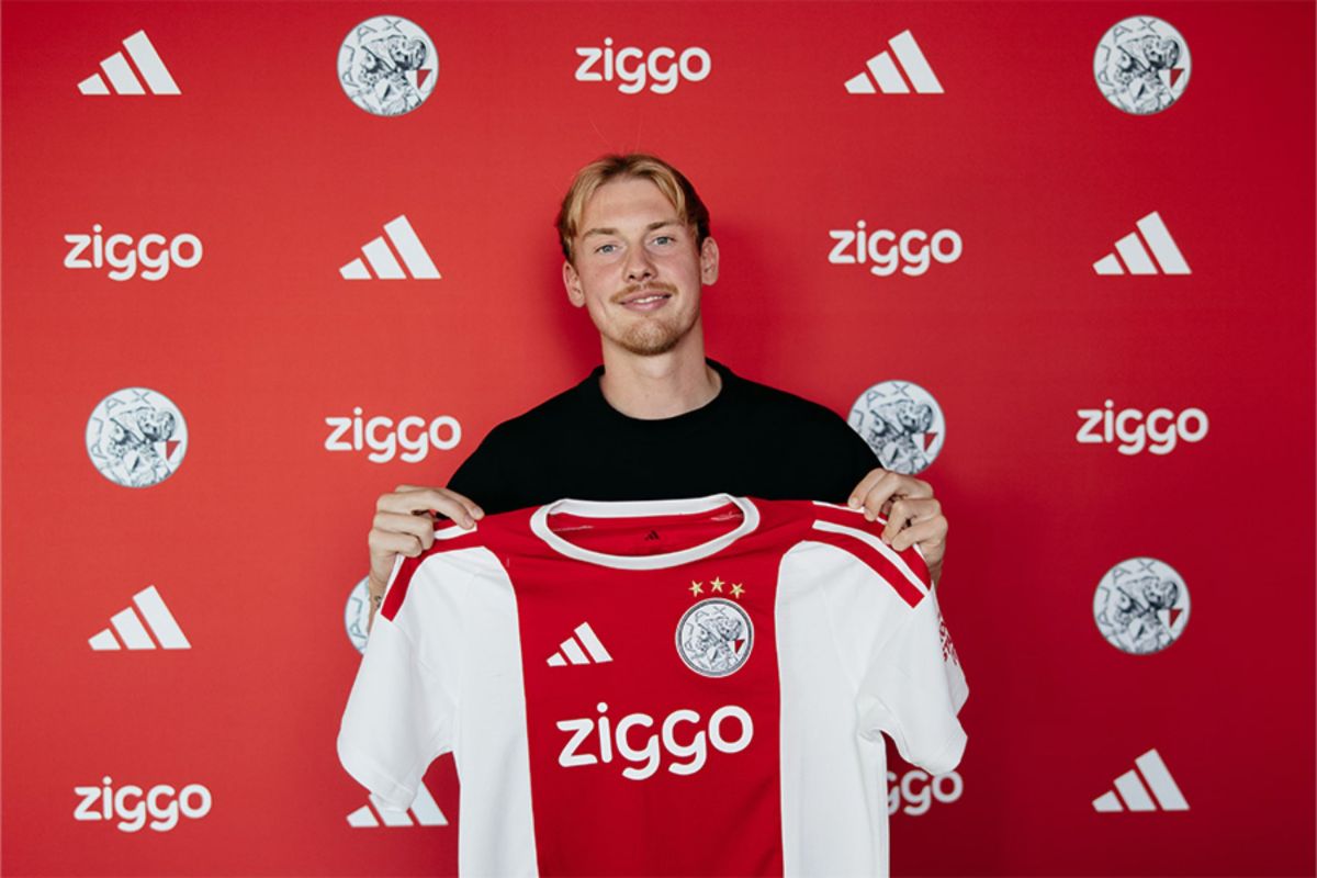 Ajax resmi daratkan Julian Brandt dari Borussia Dortmund