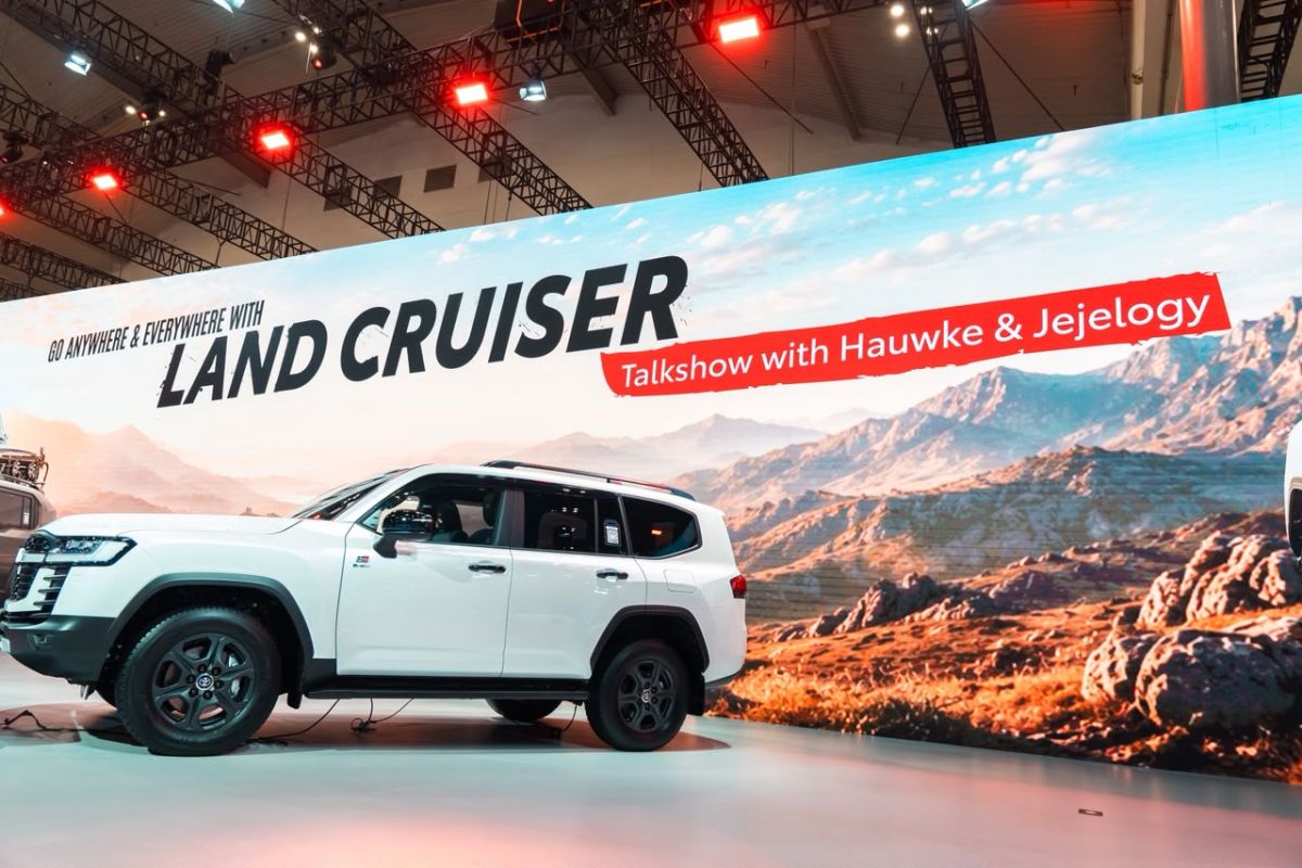 Kemkomdigi tegur YouTube hingga Toyota Land Cruiser hybrid debut