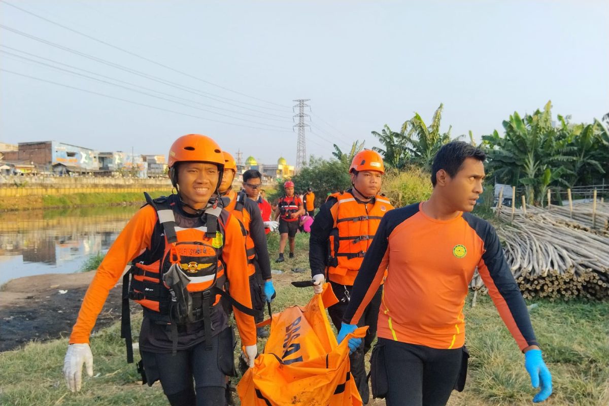 Polisi ungkap penyebab pemuda tenggelam di Kali BKB Jakbar