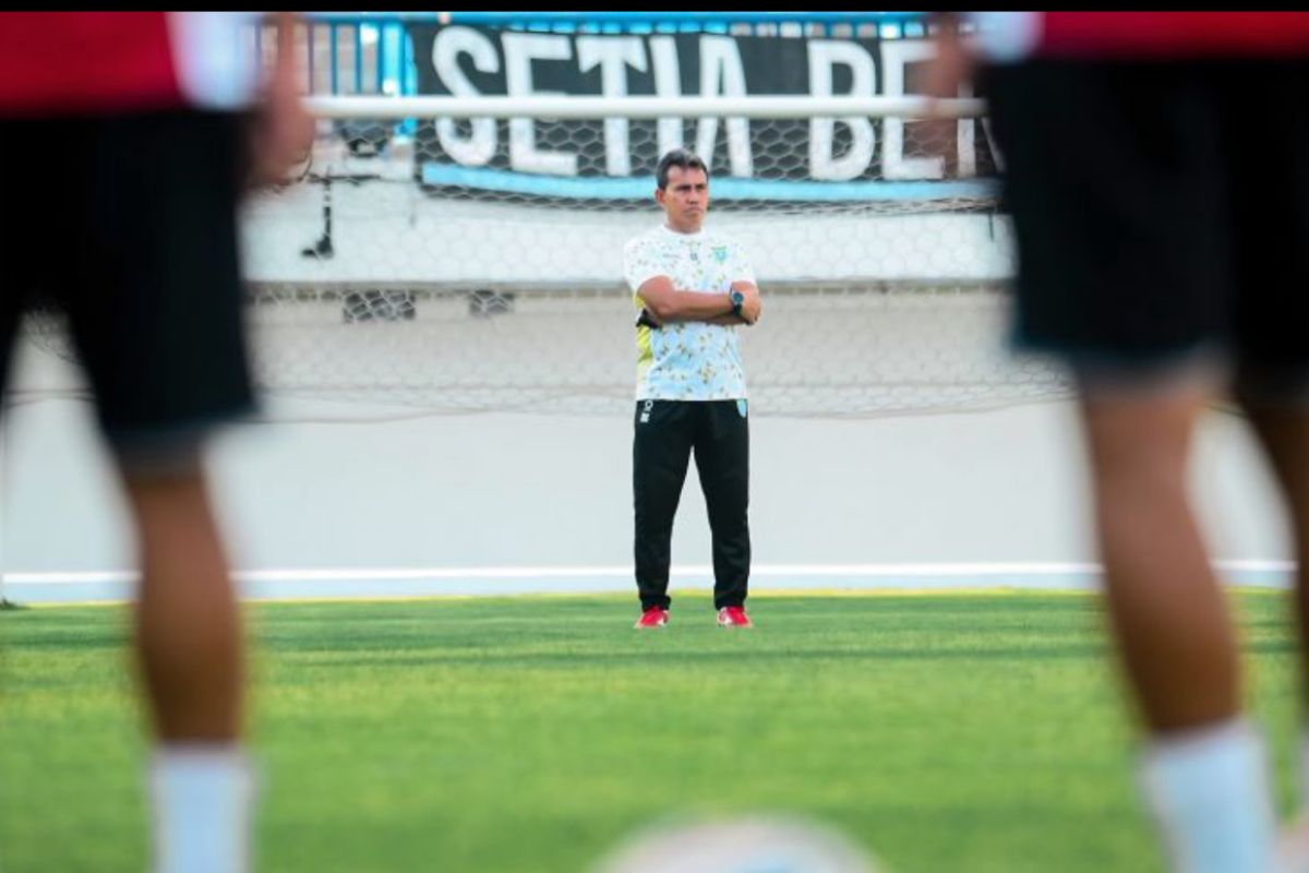 Persela fokus bangun kekompakan tim melalui pemusatan latihan