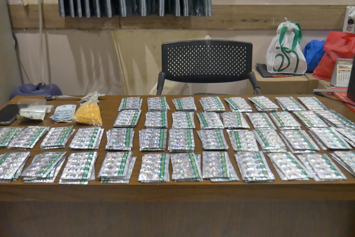 Polisi ringkus pengedar ribuan butir obat keras ilegal di Cengkareng