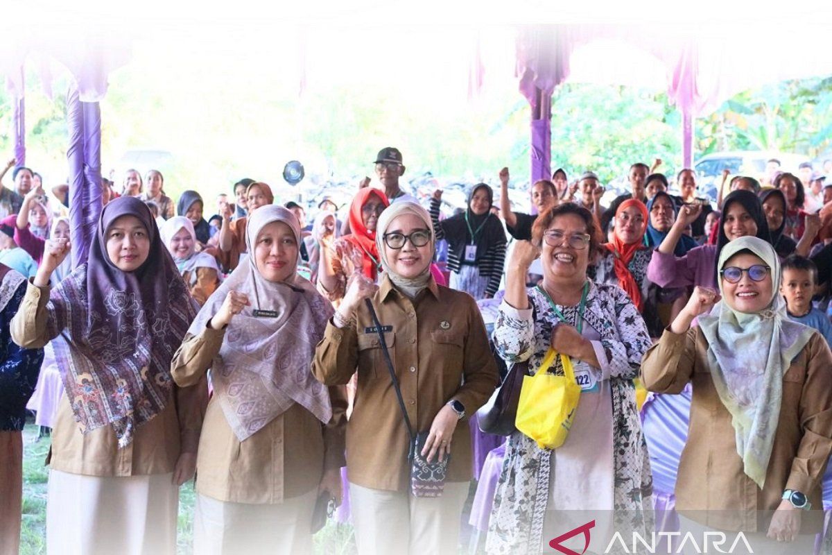 BBPOM di Pekanbaru dan DPR RI sosialisasi cegah stunting serta keamanan pangan di Desa Sintong